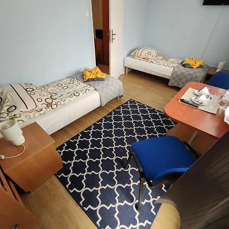 Mały żagiel Hostel