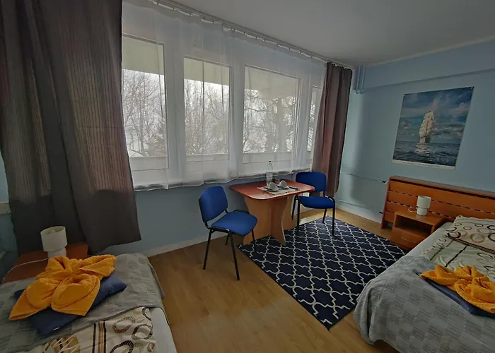 Mały żagiel Hostel *